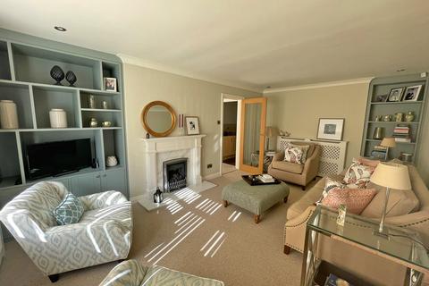 2 bedroom detached bungalow for sale, Glen Close, Scarborough YO13