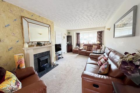 3 bedroom semi-detached house for sale, Priorsfield Road, Kenilworth