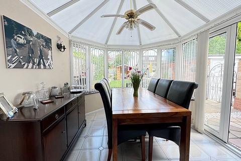 3 bedroom semi-detached house for sale, Priorsfield Road, Kenilworth