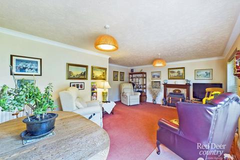 2 Ellicombe Meadow, Minehead, TA24 6LH