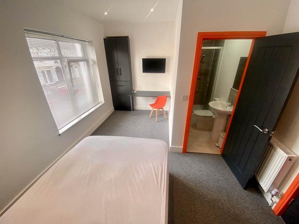 7c6fc40f-c840-4f58-8