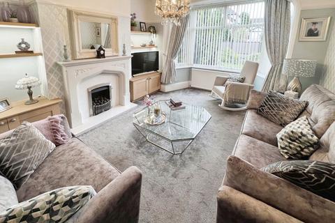 4 bedroom semi-detached house for sale, Junction Road, Deane