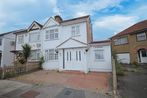 5 bedroom semi-detached house for sale, View Close, Harrow