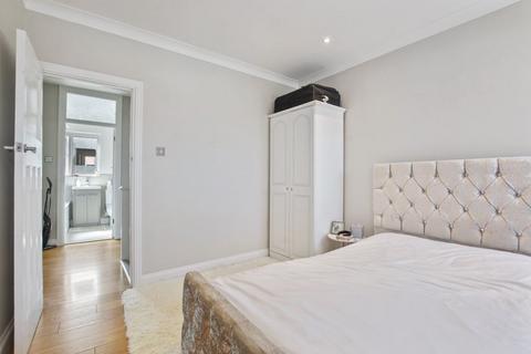 8 Ranmoor Gardens, Harrow, HA1 1UQ
