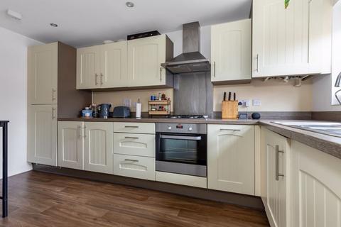 2 Dunlin Close, Emsworth, PO10 7GU