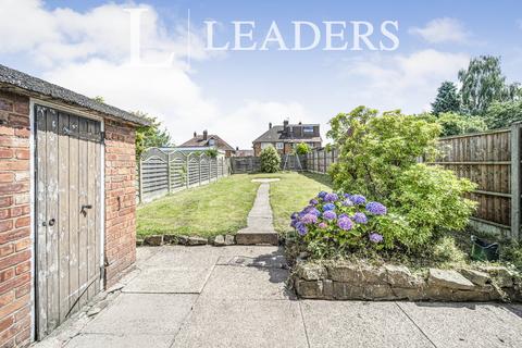 2 bedroom semi-detached house to rent, Crew Road, Wednesbury, WS10