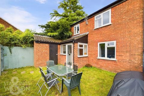 3 bedroom end of terrace house for sale, Howe Lane, Poringland, Norwich