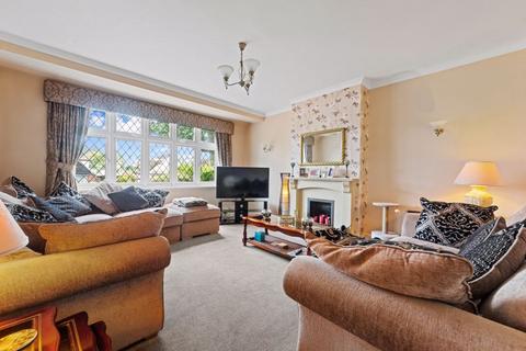 4 bedroom semi-detached house for sale, Tudor Avenue, Worcester Park