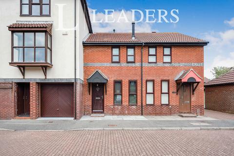 2 bedroom terraced house to rent, Grays Court, Old Portsmouth