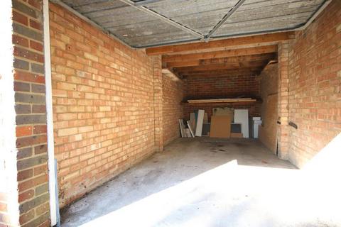 Garage to rent, Edgware HA8