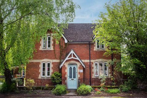 5 bedroom detached house to rent, Westbury Leigh, WESTBURY , Wiltshire