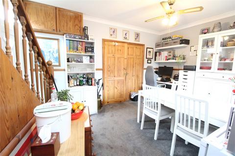 3 bedroom end of terrace house for sale, Kendall Road, Colchester, Essex, CO1
