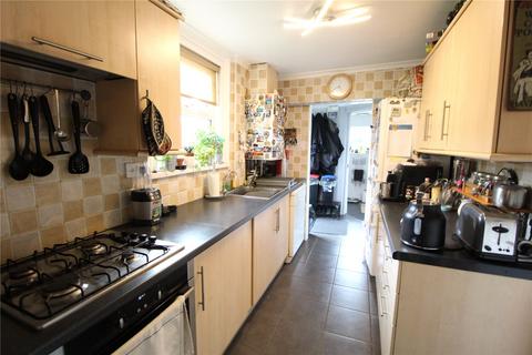 3 bedroom end of terrace house for sale, Kendall Road, Colchester, Essex, CO1