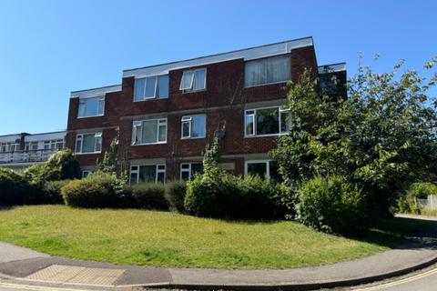 2 bedroom ground floor flat for sale, Rider Court, Beaulieu Road, Hythe, Southampton, Hampshire, SO45