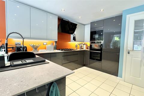 52 Millfield, Neston, CH64 3TF