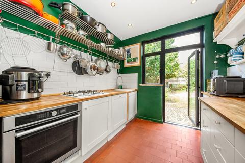 3 bedroom terraced house for sale, Cedarville Gardens, London, SW16