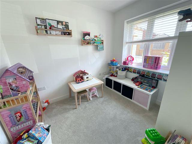 Playroom/dining room