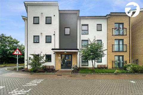 2 bedroom flat for sale, Fairlawn Crescent, Greenhithe, Kent, DA9