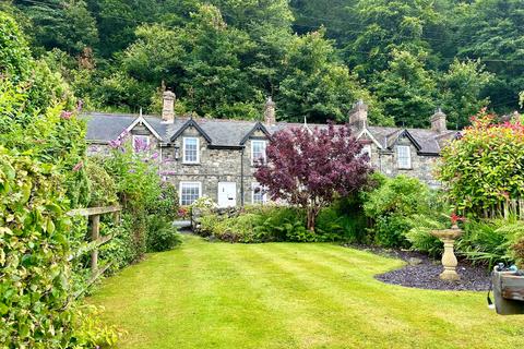 6 Arthog Terrace, Arthog, LL39 1AQ