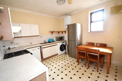 1 bedroom flat to rent, Railway Approach, N4