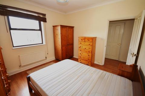 1 bedroom flat to rent, Railway Approach, N4