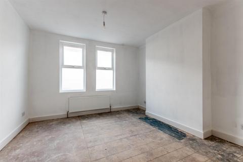 3 bedroom end of terrace house for sale, Coronation Avenue, Bath