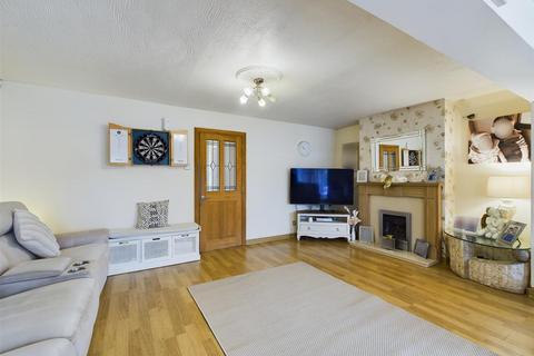 3 bedroom house for sale, Avondale Close, Kingswinford