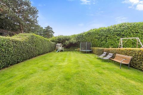 51 Butler Road, Solihull, B92 7QL