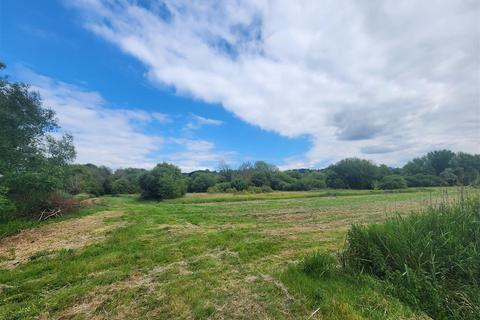 Land for sale, Land North of Stockbridge