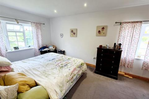 3 bedroom semi-detached house for sale, Dunheved Road, Launceston
