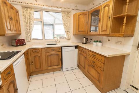 3 bedroom semi-detached house for sale, Princes Road, Brunton Park, Newcastle Upon Tyne