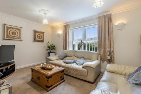 3 bedroom apartment to rent, Stitchill Road, Torquay TQ1