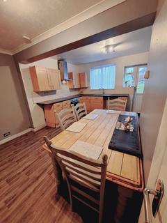 3 bedroom end of terrace house to rent, Carmodale Avenue, Birmingham