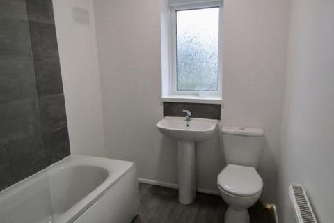 3 bedroom semi-detached house to rent, Fowler Road, Sutton Coldfield B75