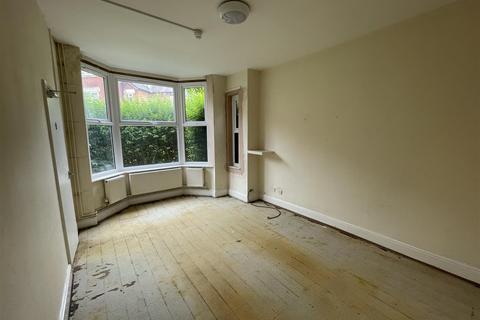 6 bedroom terraced house for sale, St. Peters Road, Leicester
