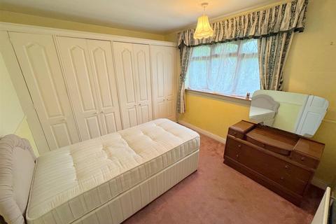 35 Churnet Close, Cheddleton, Leek, ST13 7JN