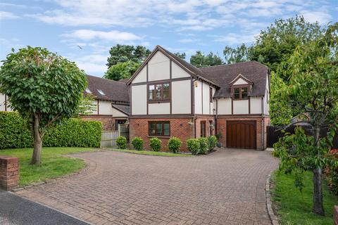 4 bedroom detached house for sale, Plantation Road, Leighton Buzzard, Bedfordshire