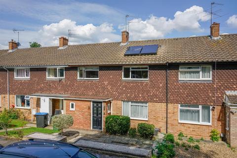 21 Sleets End, Hemel Hempstead, HP1 3JA