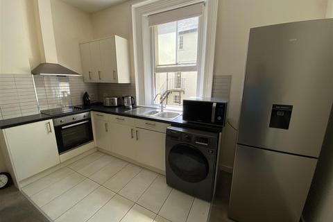 1 bedroom apartment to rent, 106-114 South Street, Eastbourne BN21