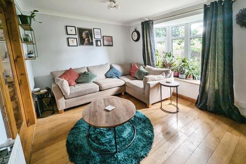 24 Warwick Way, Corby, NN17 2TF