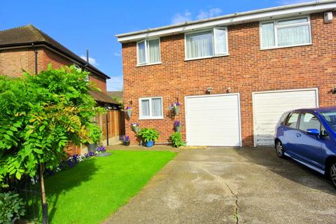 3 bedroom semi-detached house for sale, Clockhouse Lane, Ashford TW15