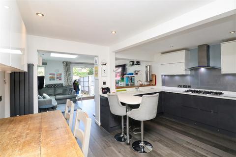 3 bedroom end of terrace house for sale, Copse End, Fleet GU51