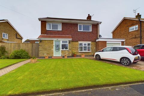 5 bedroom detached house for sale, Thoresby Avenue, Bridlington