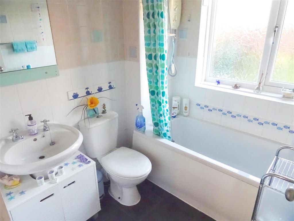 BATHROOM1 (1).jpg