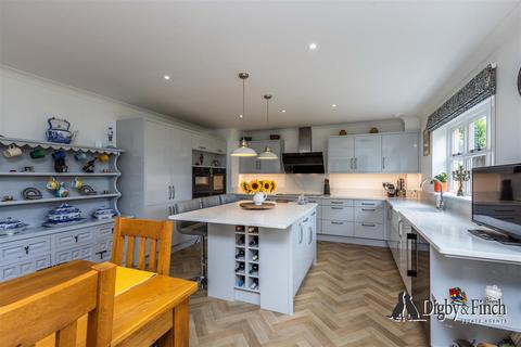 6 bedroom house for sale, Main Street, Tinwell, Stamford