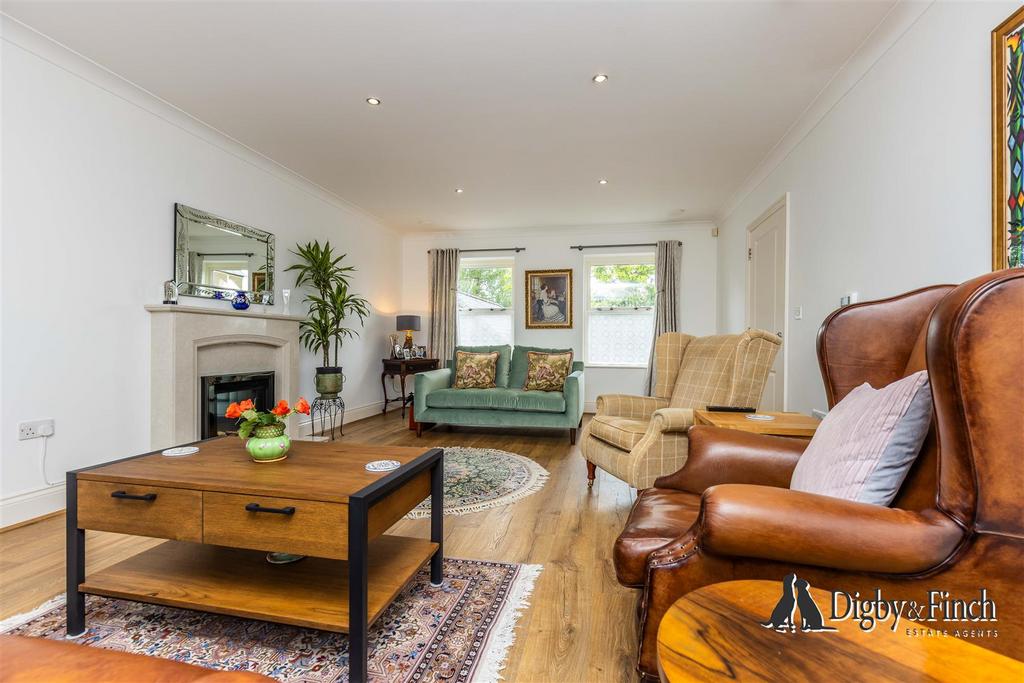 Milburn, Main Street, Tinwell PE9 3 UD-24watermarke