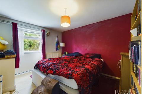35 Charnwood Close, Basingstoke, RG22 5DE