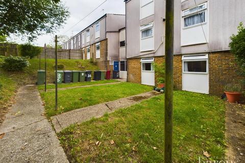 35 Charnwood Close, Basingstoke, RG22 5DE