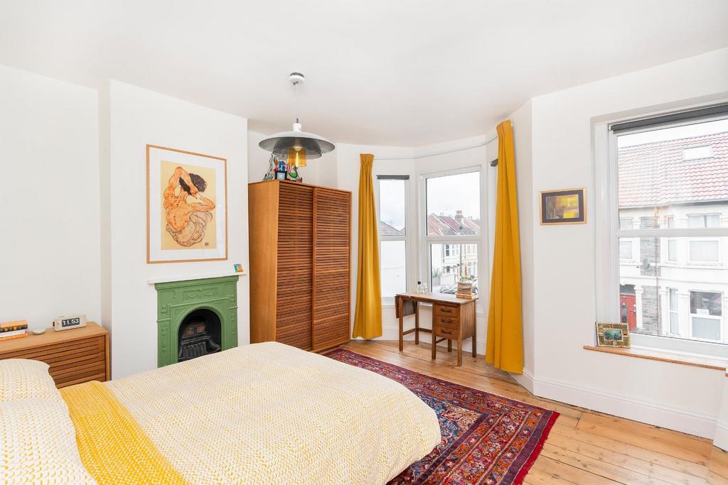 7 G4 RRD - Bedroom E.jpg