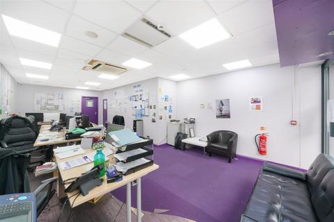 Office to rent, Station Road, Harrow HA1